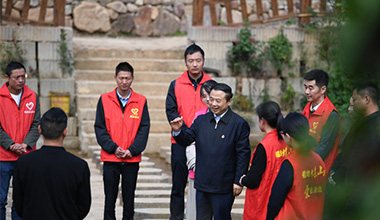 两会季丨围绕墟落振兴和配合富足，，，，，张天任代表提交这些建议